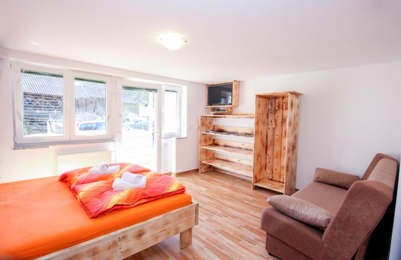 Apartmaji Pri Kozmavo - Little House Bohinj Exterior foto